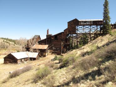 A photo of the Wagon Wheel Gap Fluorspar Mine and Mill.