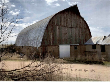 Picture of a barn.