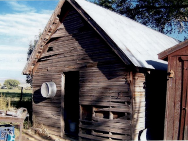 Picture of a barn.