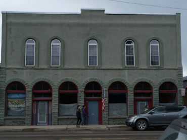 A picture of a building.